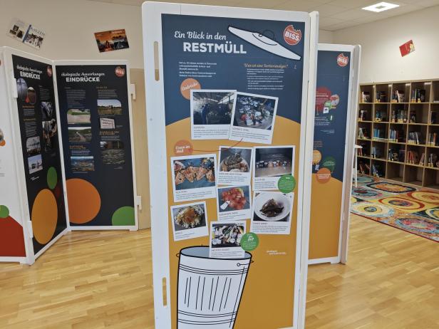 Wanderausstellung "GewissensBISS – geerntet.gekauft.gekübelt"