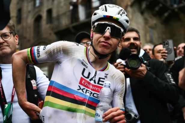 Tadej Pogacar dominiert den Radsport fast nach Belieben