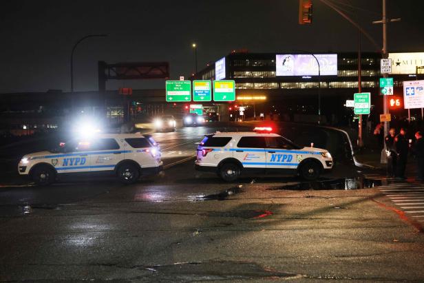 US-AIR-CANADA-EXPRESS-PLANE-COLLIDES-WITH-FIRE-TRUCK-AT-LAGUARDI