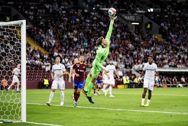 Florian Wiegele bei einer seiner Paraden