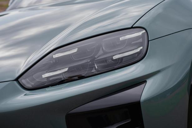 Porsche Cayenne Electric