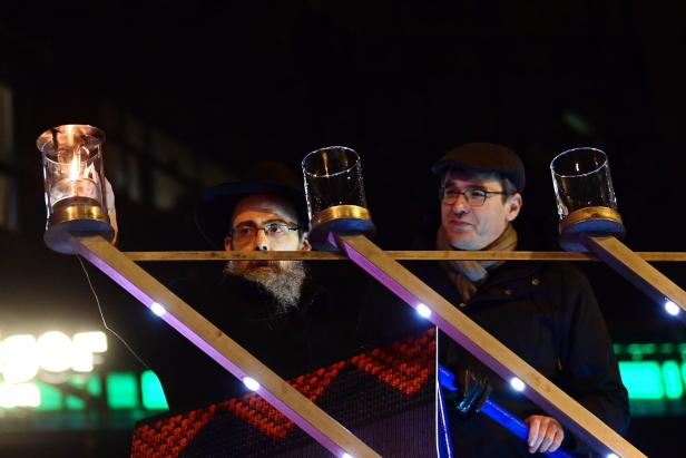 Gergely Karácsony beim jüdischen Fest Chanukka.