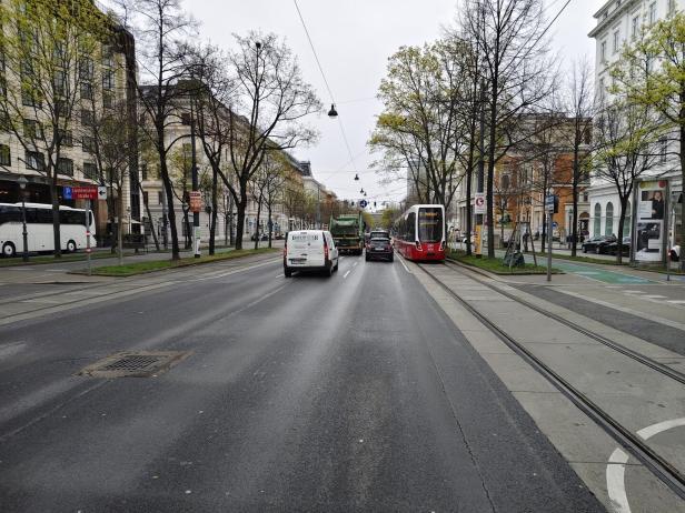 Die Ringstraße am Schottenring. 