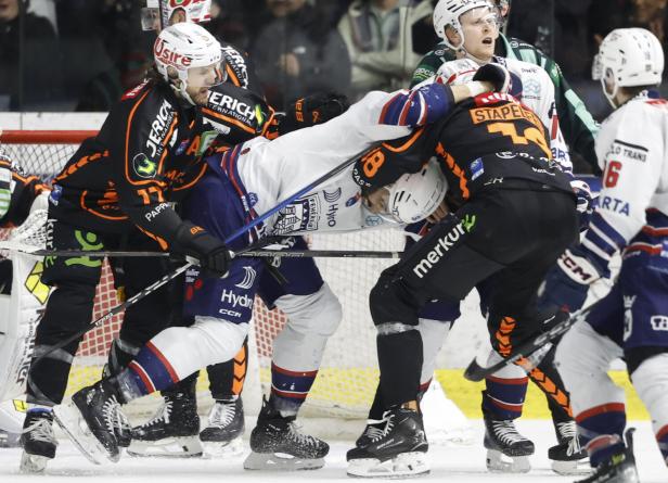 EISHOCKEY/ICE/HALBFINALE/BEST OF 7/1. SPIEL/EISHOCKEY-LIGA: MOSER MEDICAL GRAZ 99ERS - HYDRO FEHERVAR