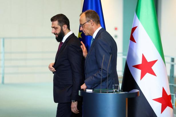 Merz und al-Sharaa nach einem Vier-Augen-Gespräch.