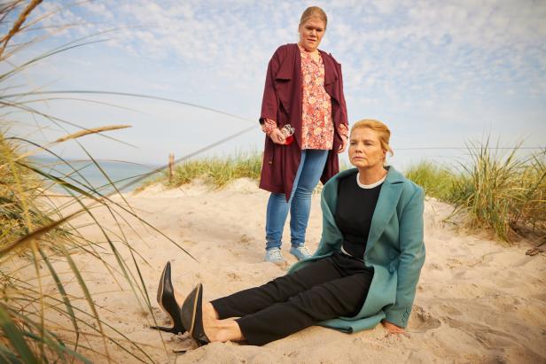 Ella Schön - Land unter