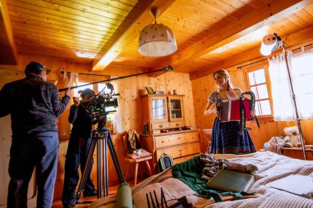 Melissa Naschenweng in TV-Film: "Von Männern nicht Freude nehmen lassen"