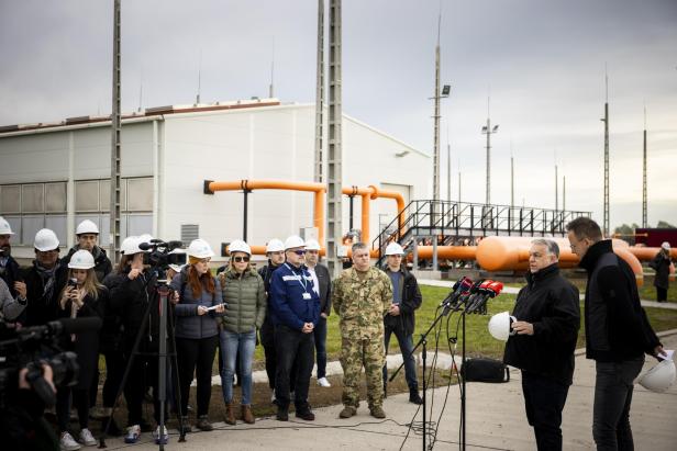 Orbán besucht die Anlage der Balkan-Erdgas-Pipeline am Ostermontag.