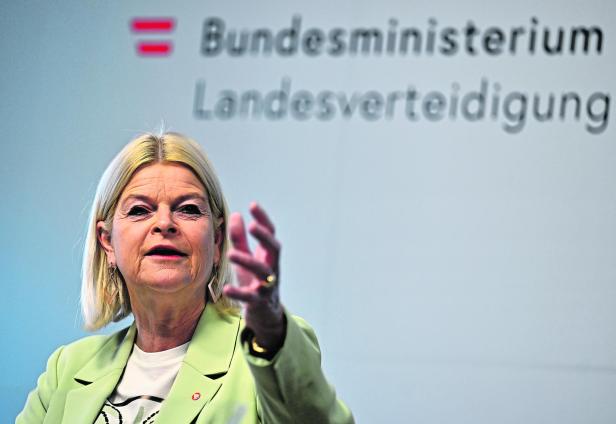 Klaudia Tanner