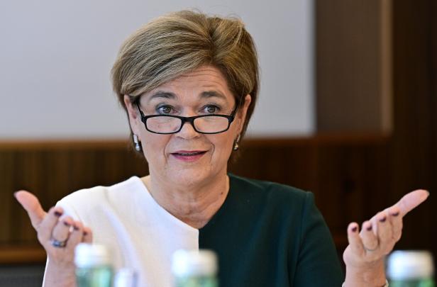 ++ ARCHIVBILD ++ GLATZ-KREMSNER WEGEN FALSCHAUSSAGE ANGEKLAGT, PROZESS AB 18. OKTOBER