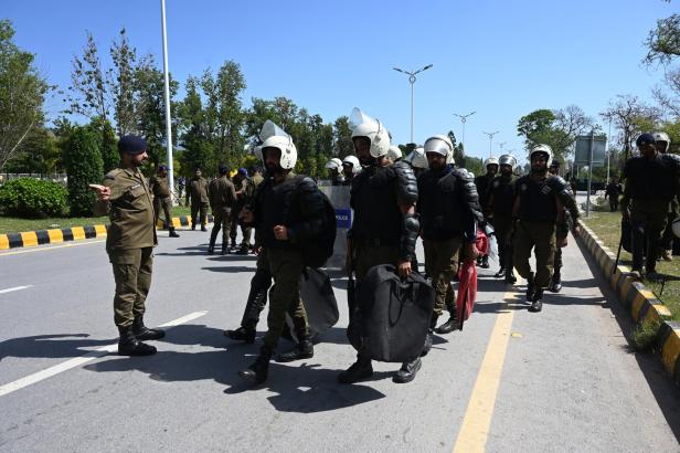 Islamabad prepares to host talks between Iran and the US