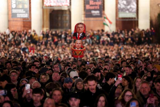 Über 100.000 Menschen waren beim Protestkonzert in Budapest.