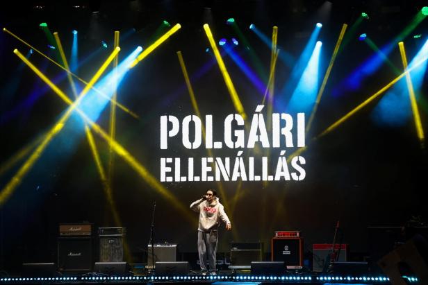 Ungarns Jugend tanzte für die "Revolution"