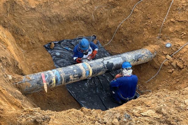 Ausgegraben werden Gasleitungen meist nur, wenn oberflächliche Reparaturen durchzuführen sind.