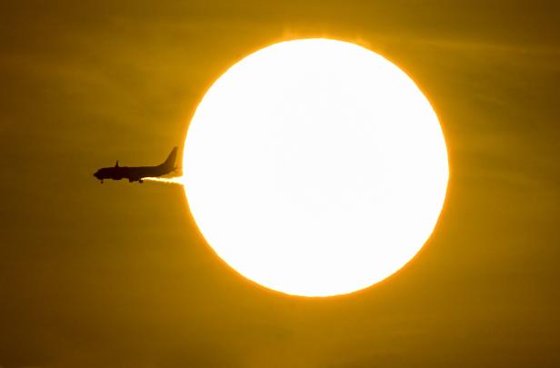 PANAMA-SUNRISE-FEATURES