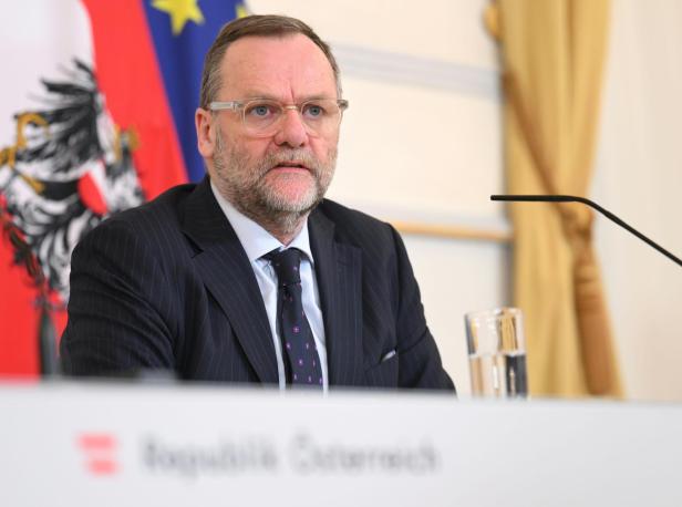 Staatssekretär Schellhorn