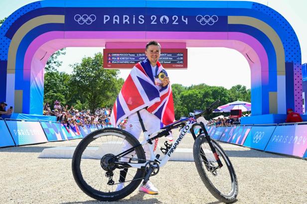 Bei den Olympischen Spielen 2024 in Paris gewann Thomas Pidcock Gold im Mountainbike