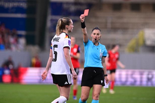 FUSSBALL: FIFA FRAUEN WM QUALIFIKATION: ÖSTERREICH - DEUTSCHLAND