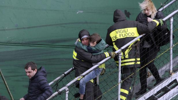 Alle Österreicher an Bord in Sicherheit