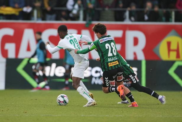 FUSSBALL: ADMIRAL BUNDESLIGA/ 11. RUNDE: SV OBERBANK RIED - SK RAPID WIEN