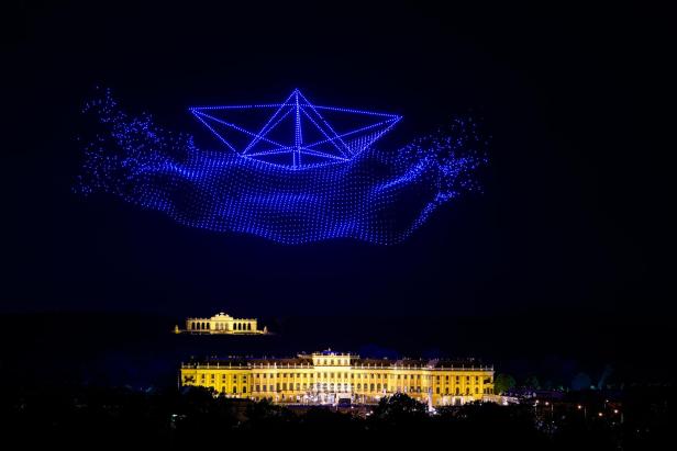 Show mit 3.000 Drohnen als Warm-Up für den 70. Song Contest