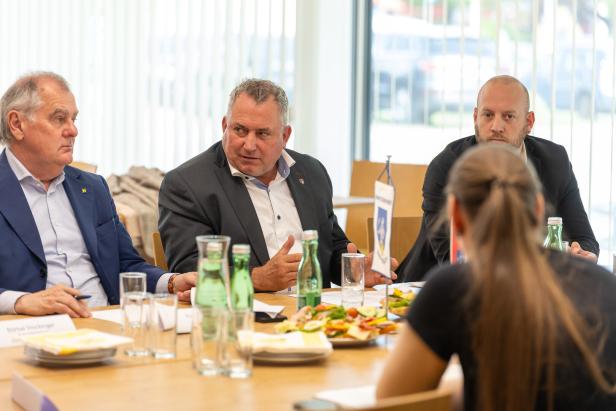 Präsentation der Modellregion mit LAbg. Franz Dinhobl und Bürgermeister Bernhard Karnthaler