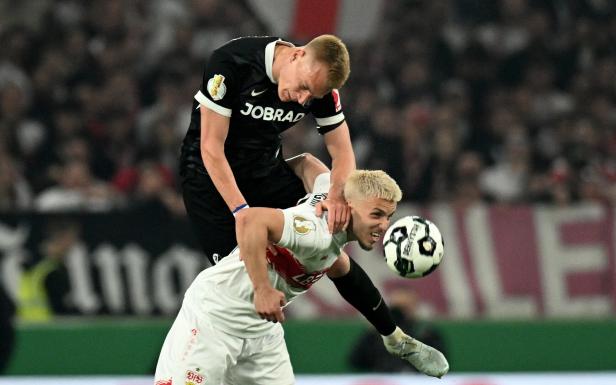 FBL-GER-CUP-STUTTGART-FREIBURG