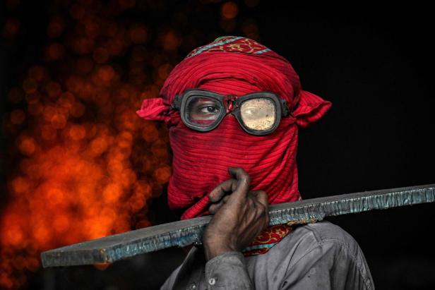 PAKISTAN-ECONOMY-LABOUR