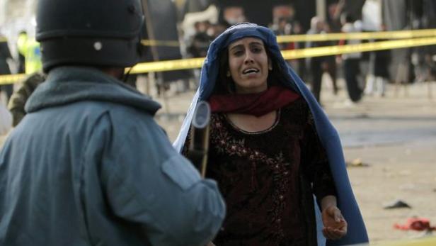 Dutzende Tote bei Anschlag in Kabul