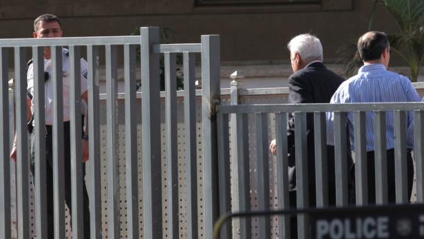 Haft: Katzav verabschiedet sich für sieben Jahre