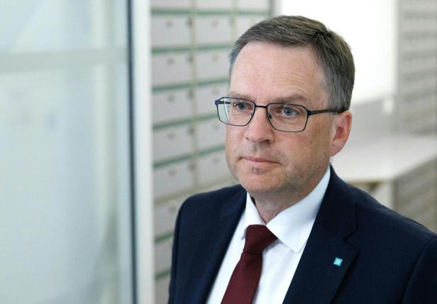 URTEILSVERKÜNDUNG IM PROZESS GEGEN ÖVP-KLUBOBMANN WÖGINGER UND ZWEI FINANZBEAMTE WEGEN AMTSMISSBRAUCHS: WÖGINGER (ÖVP)