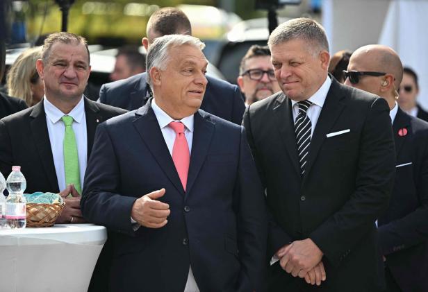 Viktor Orbán und Robert Fico noch im September 2025.