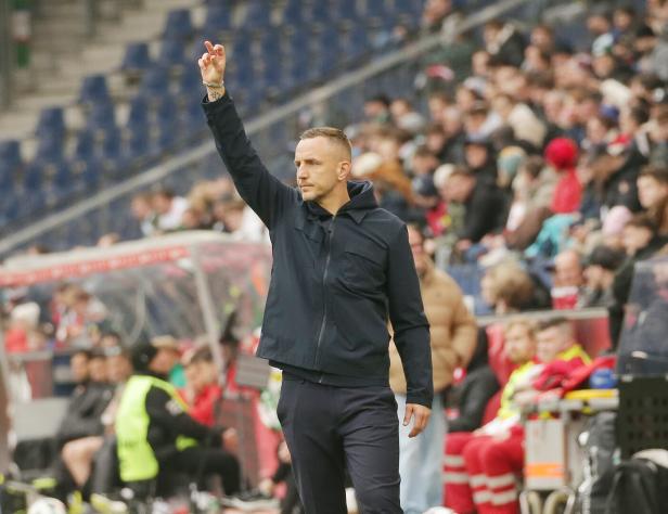 FUSSBALL-BUNDESLIGA: RED BULL SALZBURG - SK RAPID