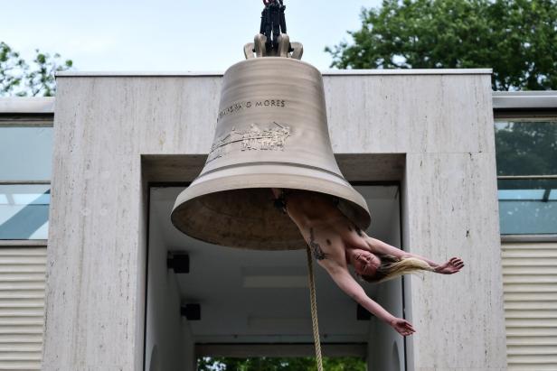 TOPSHOT-ITALY-ART-BIENNALE-AUSTRIA