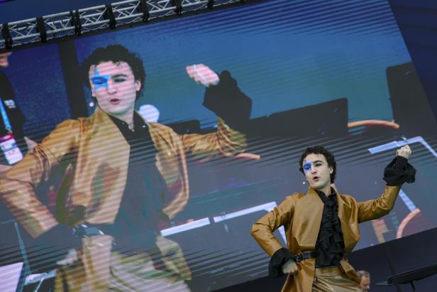 ESC-Sing-Along vor der Volksoper: Singin' in the Rain