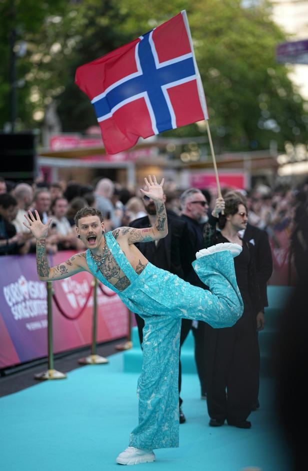 ESC-Sing-Along vor der Volksoper: Singin' in the Rain