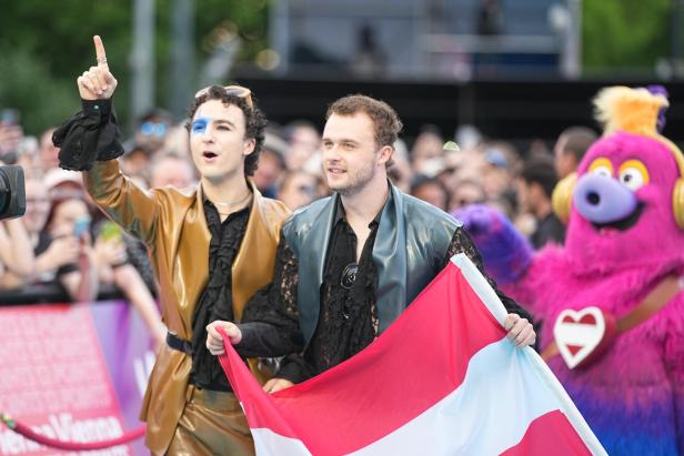 ESC-Sing-Along vor der Volksoper: Singin' in the Rain