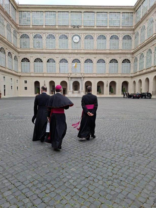 ++ HANDOUT ++ WIENER ERZBISCHOF GRÜNWIDL BEI PAPST LEO XIV.: MAX /  GRÜNWIDL / FÜRNKRANZ