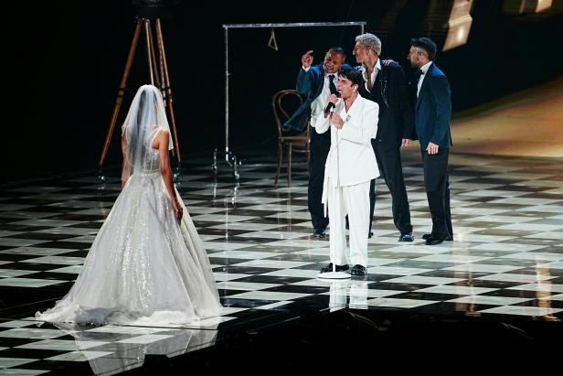 ESC-Sing-Along vor der Volksoper: Singin' in the Rain