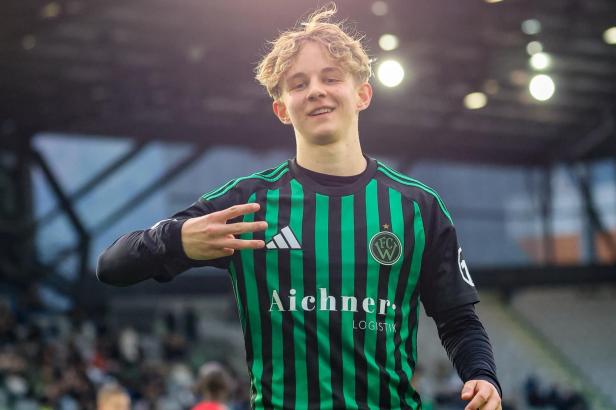 Christopher Weinzierl (18) steuerte drei Treffer zum Kantersieg des FC Wacker bei
