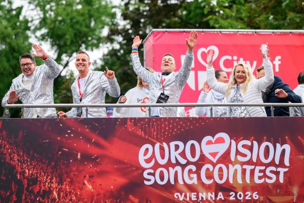 ESC-Gewinnerin Dara: Wer ist die Sängerin aus Bulgarien?