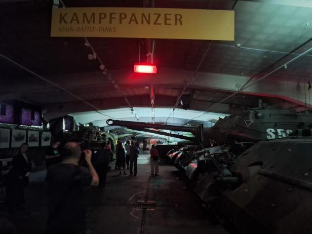 Panzerhalle "Para Bellum"