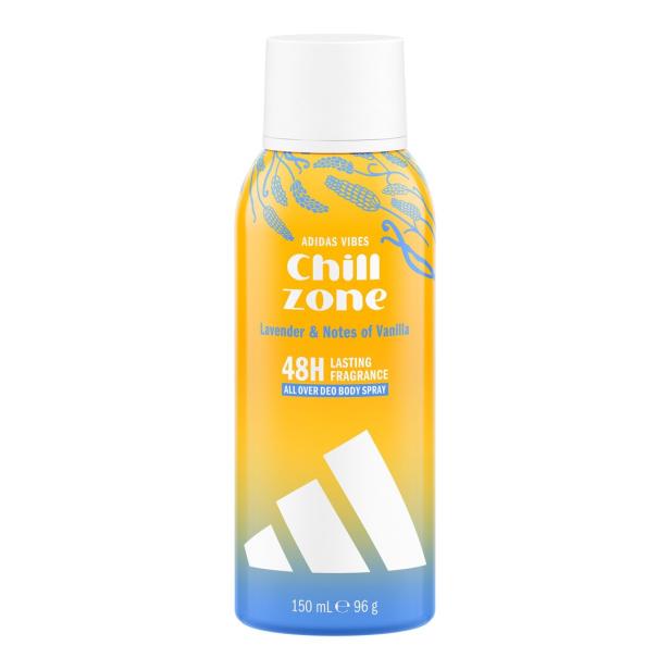 Eine gelb-blaue Dose Adidas Chill Zone Deospray mit Lavendel- und Vanilleduft steht vor einem weißen Hintergrund.