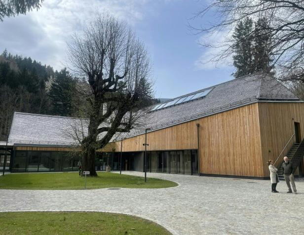 Konzertsaal Hermannswörth von außen.
