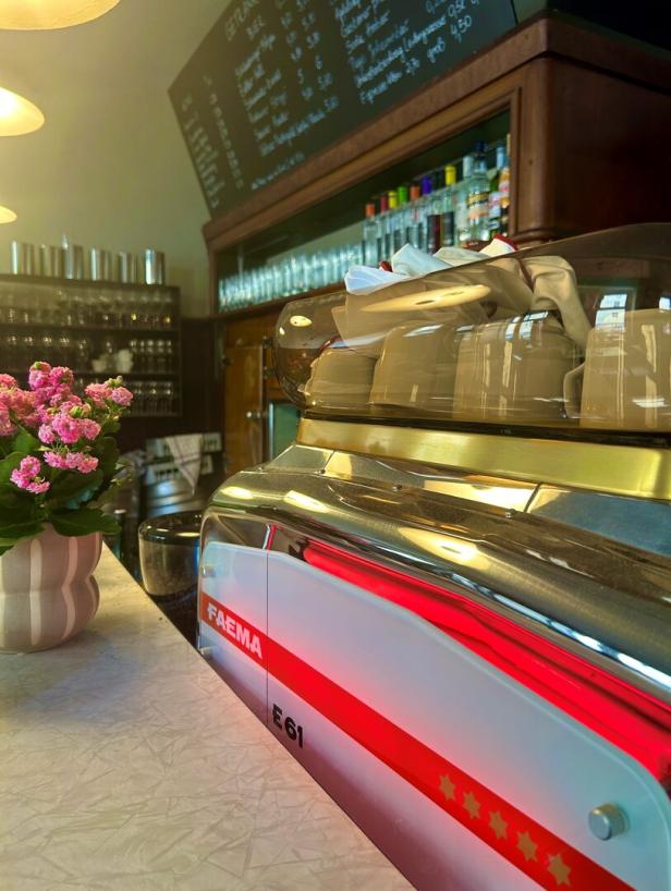 Espressomaschine in "Haidingers Gasthaus".