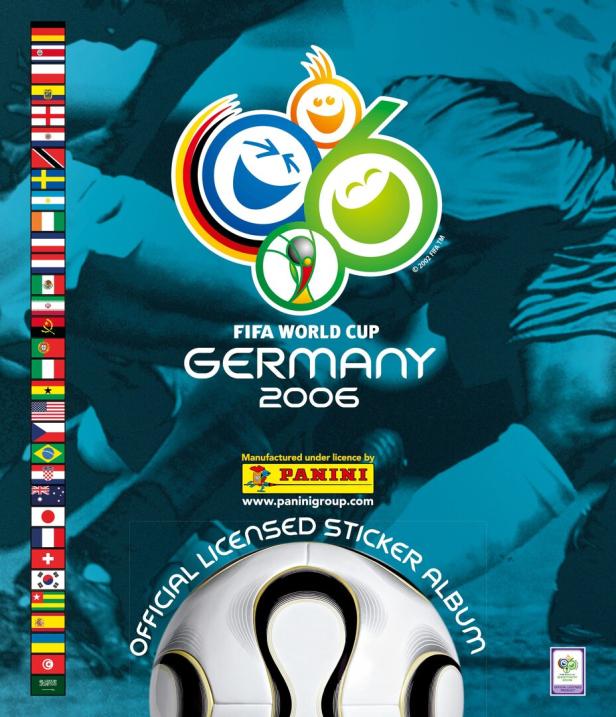Das Cover des Panini-Sammelalbums zur FIFA Fussball-Weltmeisterschaft Deutschland 2006 zeigt das Turnierlogo und einen Fussball.