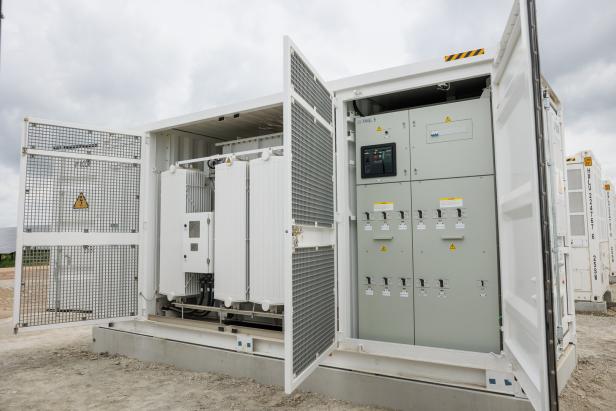 PÜSPÖK eröffnet Super-Hybrid-Park in Nickelsdorf