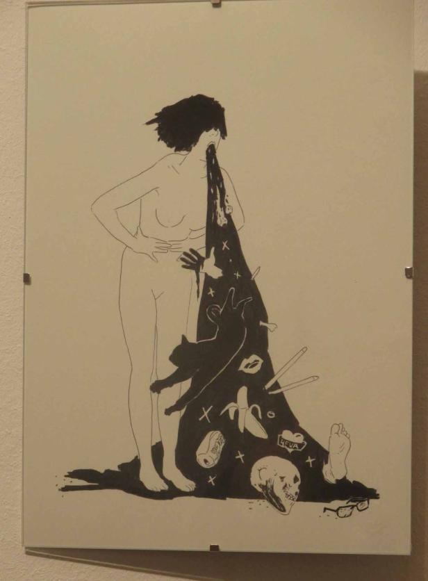 Eine Zeichnung zeigt eine Frau, aus deren Mund eine dunkle Masse mit verschiedenen Objekten kommt.