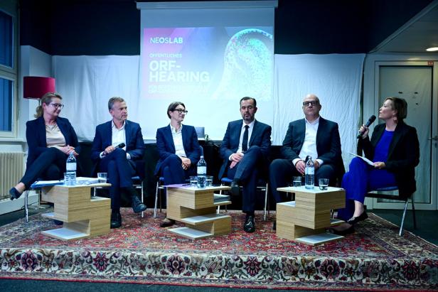 Ex-ORF-Managerin Petra Höfer, Ex-ProSiebenSat.1Puls4-Geschäftsführer Markus Breitenecker, ORF-Magazinchefin Lisa Totzauer, APA-CEO Clemens Pig, Ex-HBO-MAX-Manager Johannes Larcher und Moderatorin Anna Wallner