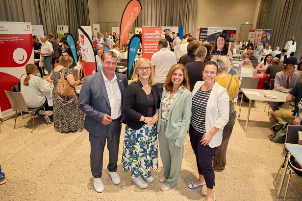 AMS NÖ Beratungs- und Jobmesse für Jobsuchende 55 plus